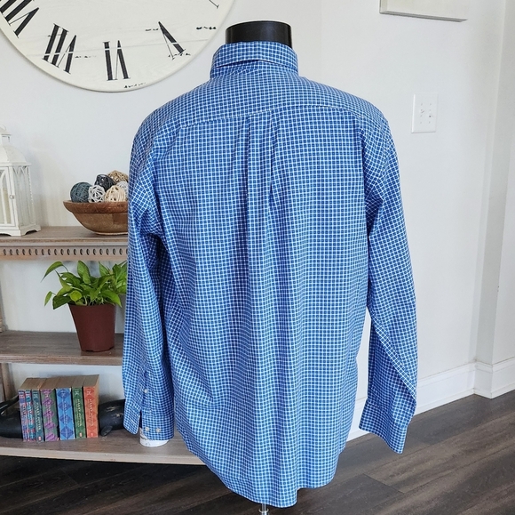 Jos. A. Bank Men's Button-Up Shirt, Classic Collection, Size Large, Pre-owned - Picture 4 of 12